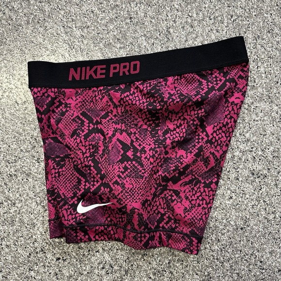 Nike Pro Spandex Shorts Womens M Pink Snake Print Compression 3" - Picture 4 of 8